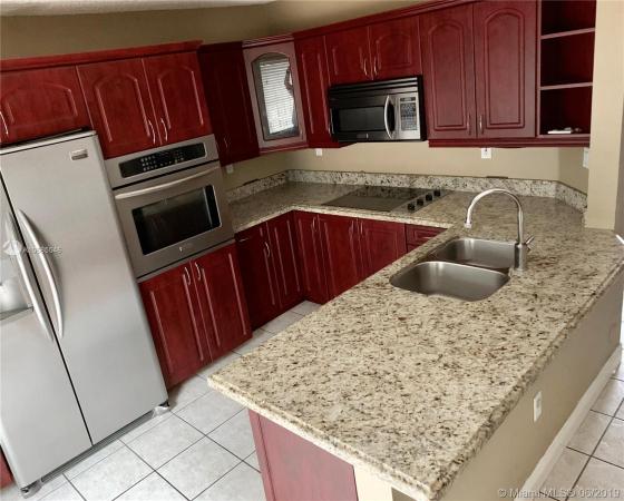 Weitzer Serena Lakes Townhomes, 14136 SW 179th Ter #00, Richmond West, Florida 33177, image 2