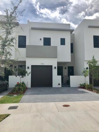 Century Park Place, 9120 SW 5th Ln, Fountainebleau, Florida 33174, image 2