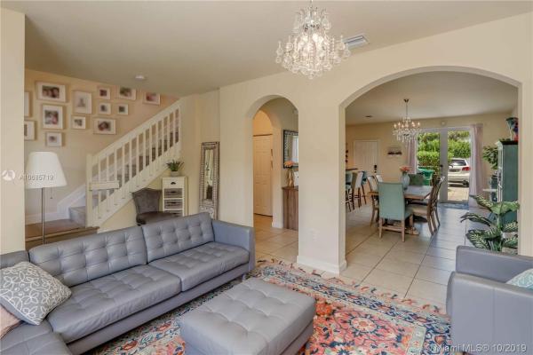 Kendall Commons Residential, 16957 SW 92nd St, Kendall, Florida 33196, image 2