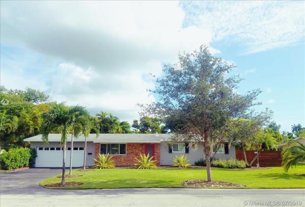 Whispering Pines Estates, 8935 SW 186th Ter, Cutler Bay, Florida 33157, image 2