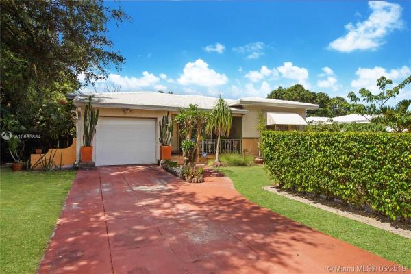 Biscayne Gardens, 341 NW 145th St, Golden Glades, Florida 33168, image 2