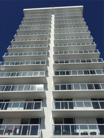 The Royal Club, 2457 Collins Ave #504, Miami Beach, Florida 33140, image 2
