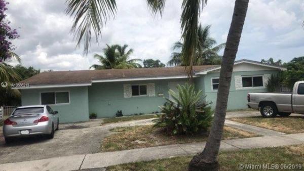 Highland Manor, 515 NE 178th St, North Miami Beach, Florida 33162, image 2