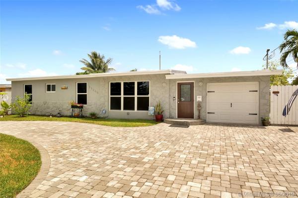 Westwood Lakes Residential, 11260 SW 52nd Ter, Westwood Lakes, Florida 33165, image 2