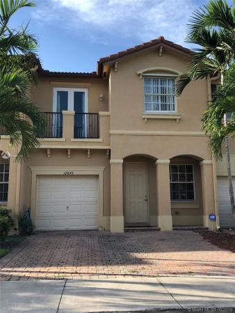 Tuscany Village, 12849 SW 134th St #12849, Three Lakes, Florida 33186, image 2