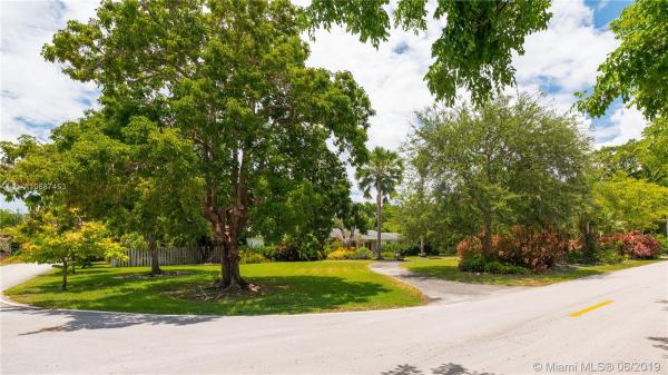Killian Acres, 11360 SW 60th Ave, Pinecrest, Florida 33156, image 2