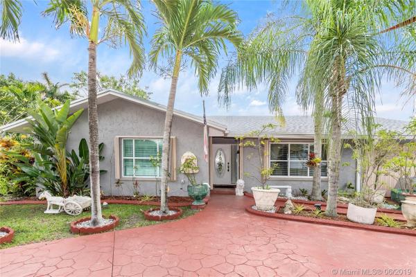 Calusa Club Estates, 10235 Sw 130th Ct, The Crossings, Florida 33186, image 2