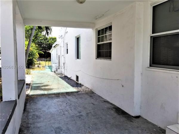 Rogers, 1829 NW 4th St, Miami, Florida 33125, image 2