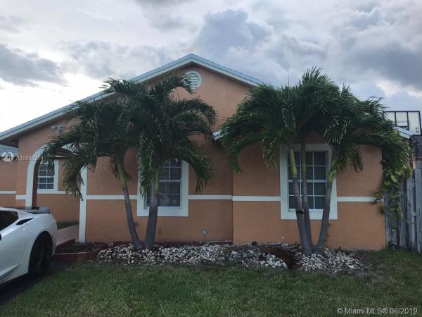 Princetonian By The Park, 24862 SW 128th Ct, Princeton, Florida 33032, image 2