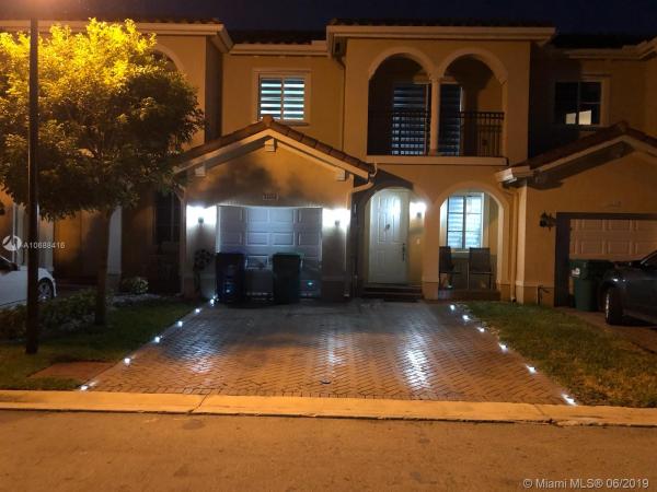 Sunset Lake Townhomes, 16554 SW 71st Ter 0, Sunset, Florida 33193, image 2