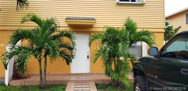 Seagrape Village, 203 NE 12th Ave #203, Homestead, Florida 33030, image 2