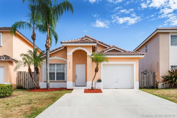 Windy Pointe, 8772 SW 214th Ter, Cutler Bay, Florida 33189, image 2