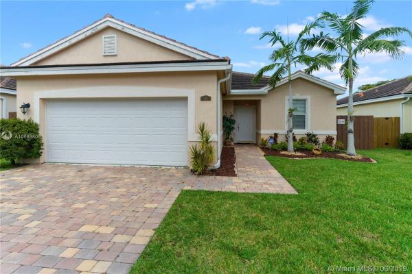 Rauls Place At Oasis, 626 SE 31st Ave, Homestead, Florida 33033, image 2