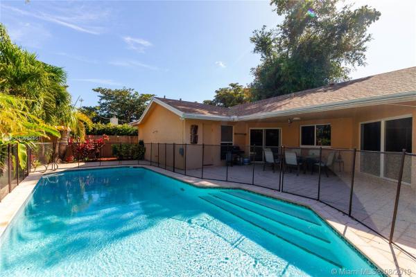 Forest Estates, 2365 NE 213th Ter, Ojus, Florida 33180, image 2