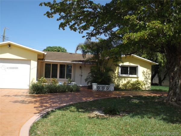 Fairway Lake South, 16103 SW 107th Pl, Palmetto Estates, Florida 33157, image 2