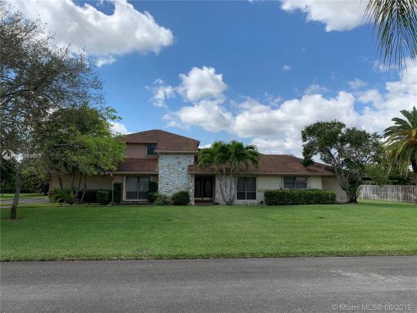 Stonewood, 16540 SW 149th Ave, Richmond West, Florida 33187, image 2