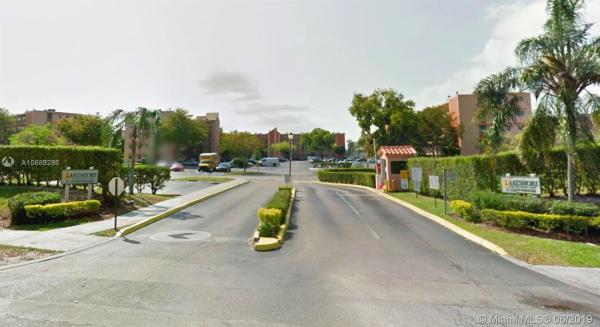 Lakeshore At University Park, 8550 N Sherman Cir #306, Miramar, Florida 33025, image 2