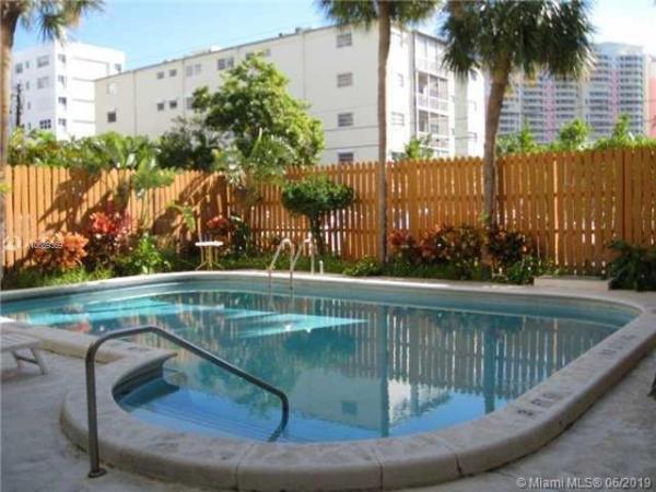 Blue Pelican, 300 Galen Dr #501, Key Biscayne, Florida 33149, image 2