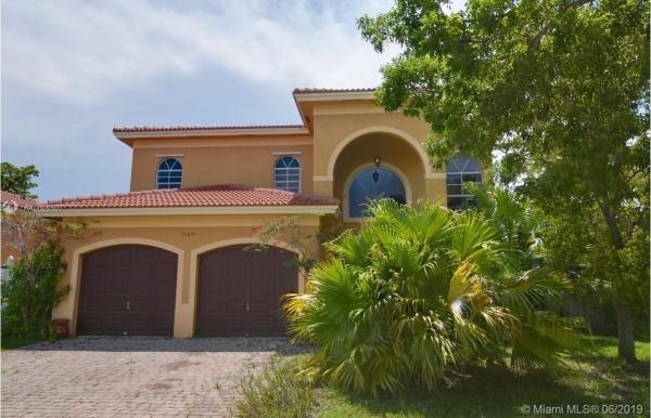 California Club Estates, 20820 NE 8th Path, Ives Estates, Florida 33179, image 2