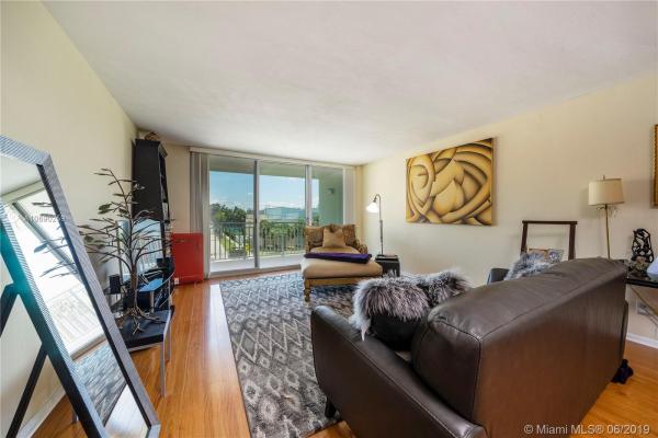 St Regis, 9500 W Bay Harbor Dr #3G, Bay Harbor Islands, Florida 33154, image 2