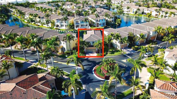 Aventura Lakes, 3179 NE 210th St, Aventura, Florida 33180, image 2
