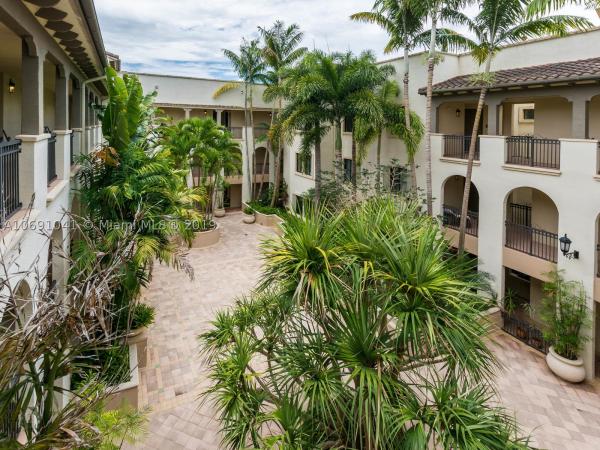 Villa Alhambra, Sunrise, Florida 33323, image 1