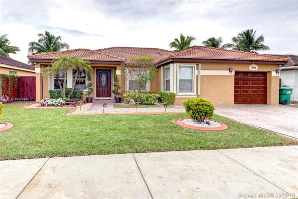 Laguna Ponds, 14214 SW 163rd Ter, Richmond West, Florida 33177, image 2