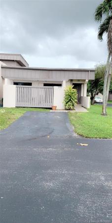 Creekside Villas, 7439 SW 106th Ct #7439, Kendall, Florida 33173, image 2