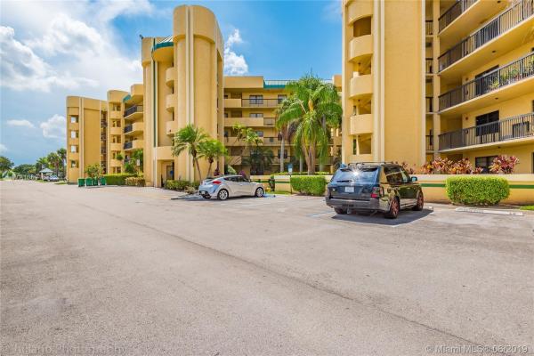 Isles Of Inverrary, 6475 W Oakland Park Blvd #107, Lauderhill, Florida 33313, image 2
