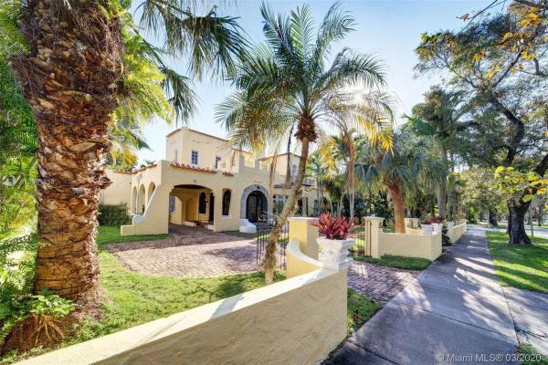 Granada, 1258 Alhambra Cr., Coral Gables, Florida 33134, image 2