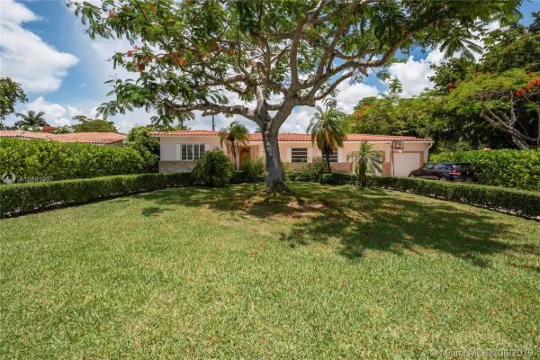 Riviera, 4400 Riviera Dr, Coral Gables, Florida 33146, image 2