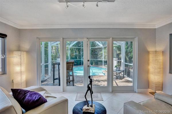 Coral Estates, 1719 NE 28th St, Wilton Manors, Florida 33334, image 2
