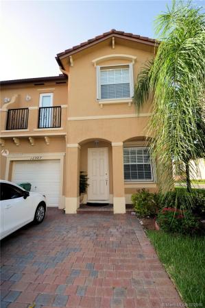 Tuscany Villas West, 12987 SW 133rd St, Three Lakes, Florida 33186, image 2