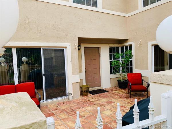 Embassy Courts, 11113 Chandler Dr, Cooper City, Florida 33026, image 2