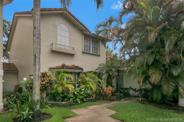 Images At Pembroke Pointe, 811 NW 108th Ter, Pembroke Pines, Florida 33026, image 1
