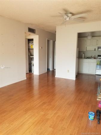 El Cid, 3640 NW 9th St #209, Miami, Florida 33125, image 2