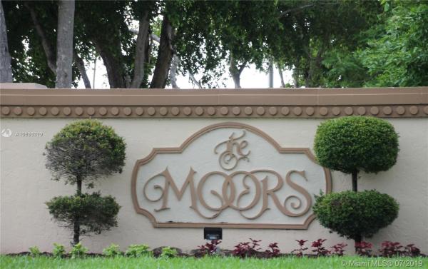 Harbour At The Moors, 6163 NW 181st Terr Cir N, Country Club, Florida 33015, image 2