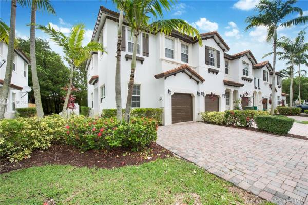 Villas At Portofino East, 1117 NE 31st Ter #1117, Homestead, Florida 33033, image 2