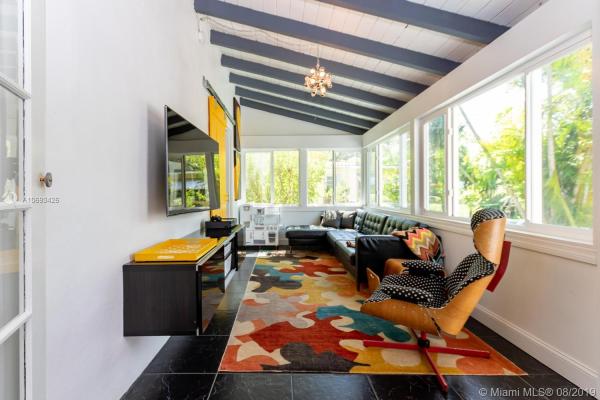 Dunnings Miami Shores, 78 NE 107th St, Miami Shores, Florida 33161, image 2