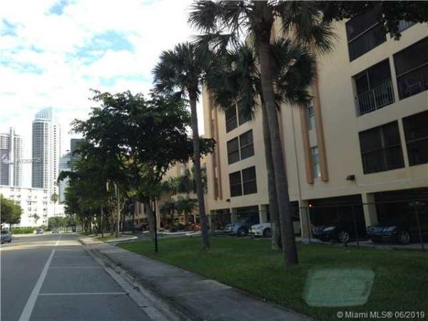 Le Cartier, 201 178th Dr #307, Sunny Isles Beach, Florida 33160, image 2