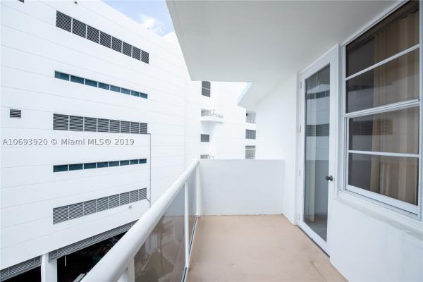 3725 S Ocean Dr #715, Hallandale Beach, Florida 33019, image 2