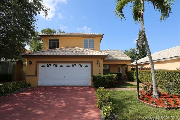 Lago Mar South, 16146 SW 86th Ter, Kendall, Florida 33193, image 2