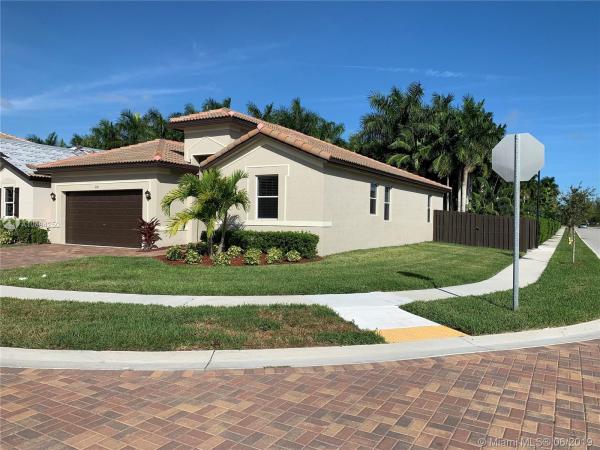 Country Gardens South, 2101 Ne 41st Ter, Homestead, Florida 33033, image 2