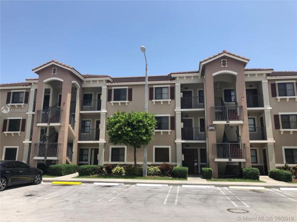 The Courts At Isles Of Bayshore, 22921 SW 88th Pl #203, Cutler Bay, Florida 33190, image 3