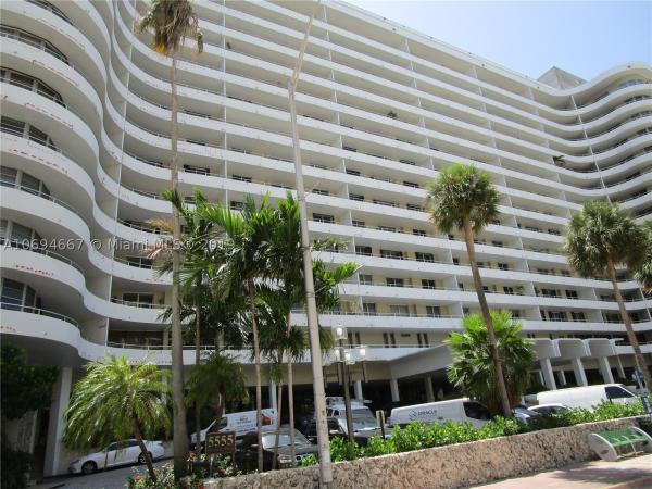 Oceanside Plaza, 5555 Collins Ave #16H, Miami Beach, Florida 33140, image 1