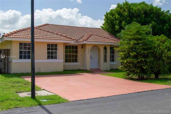 Angelica Gardens At Lakes Of Avalon, 18801 NW 84th Ave, Hialeah, Florida 33015, image 2