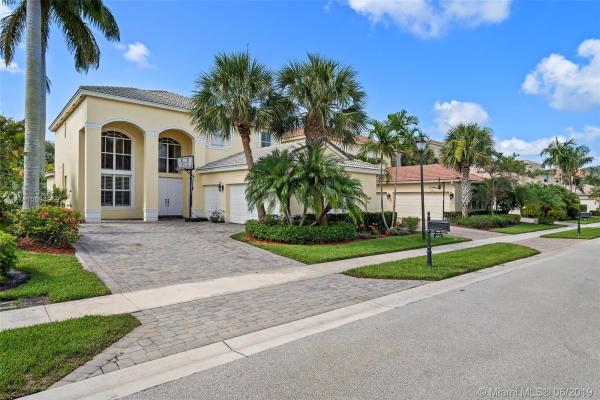 Condado, 104 Casa Grande Ct, Palm Beach Gardens, Florida 33418, image 2