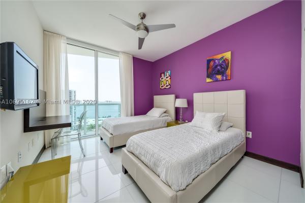 The Parc At Turnberry Isle, 19400 Turnberry Way #2012, Aventura, Florida 33180, image 3