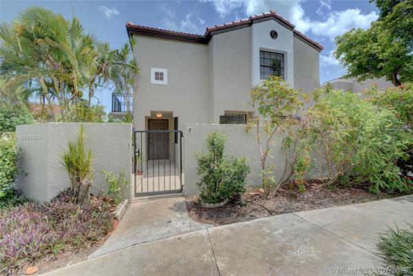 Palm Point At The Hammocks, 10515 SW 154th Ct #4, The Hammocks, Florida 33196, image 2