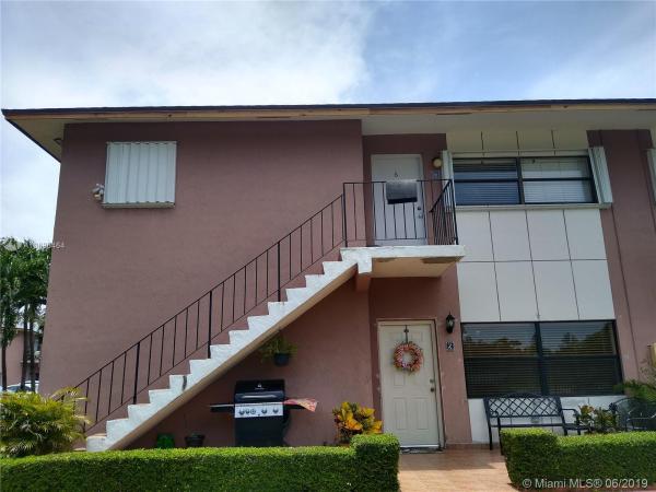 Playa Lago, 13320 SW 17th Ln #9-6, Tamiami, Florida 33175, image 2
